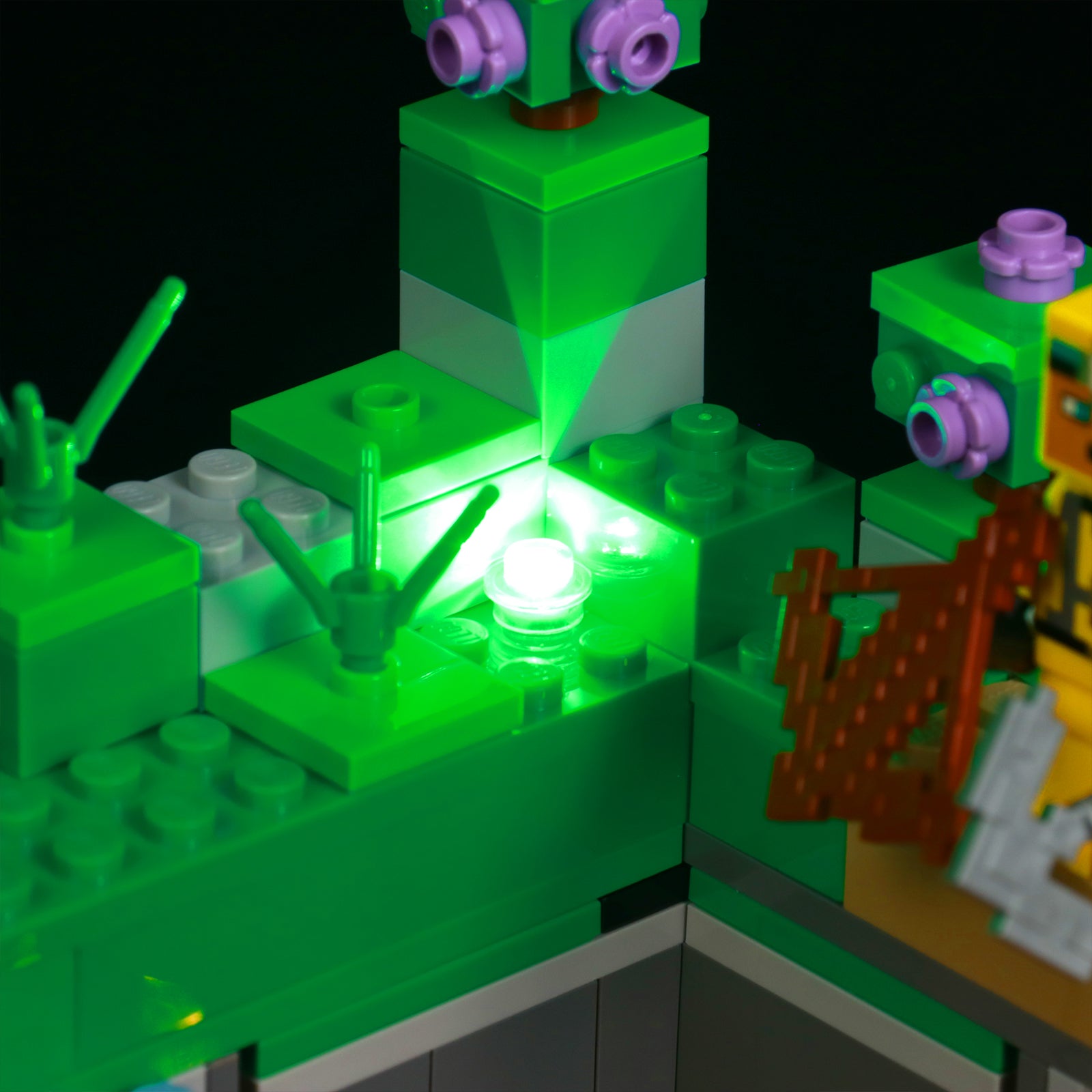 Lighting Effect Details Shown of BrickBling Light Kit for LEGO Minecraft The Skeleton Dungeon 21189