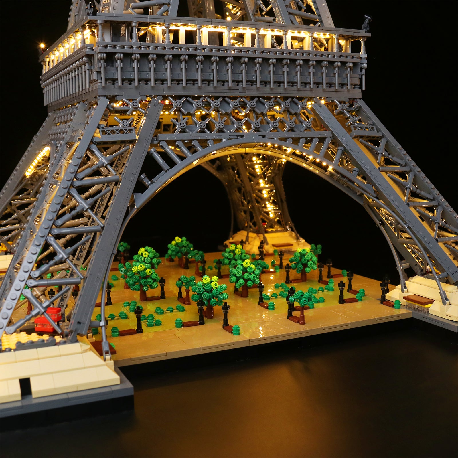 Kit d'éclairage BrickBling pour LEGO Tour Eiffel 10307