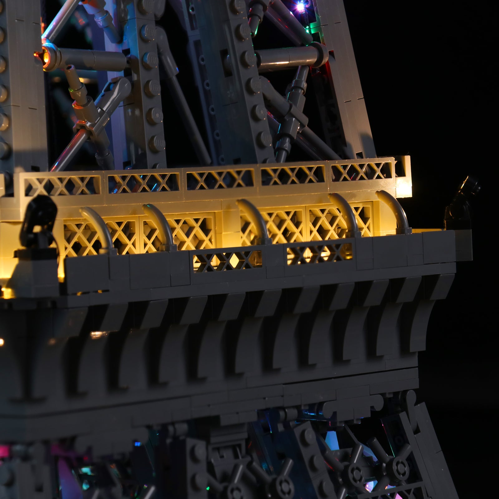 Kit d'éclairage BrickBling pour LEGO Architecture Tour Eiffel 10307