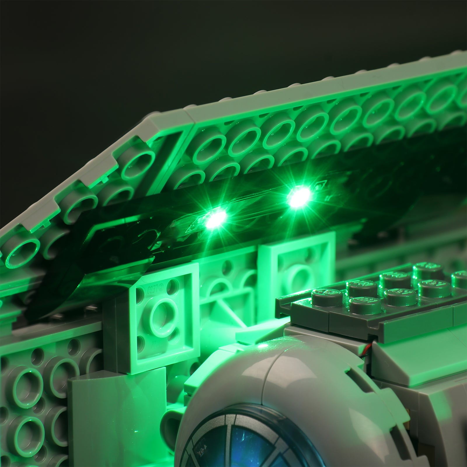 Kit d'éclairage BrickBling pour LEGO TIE Bomber 75347