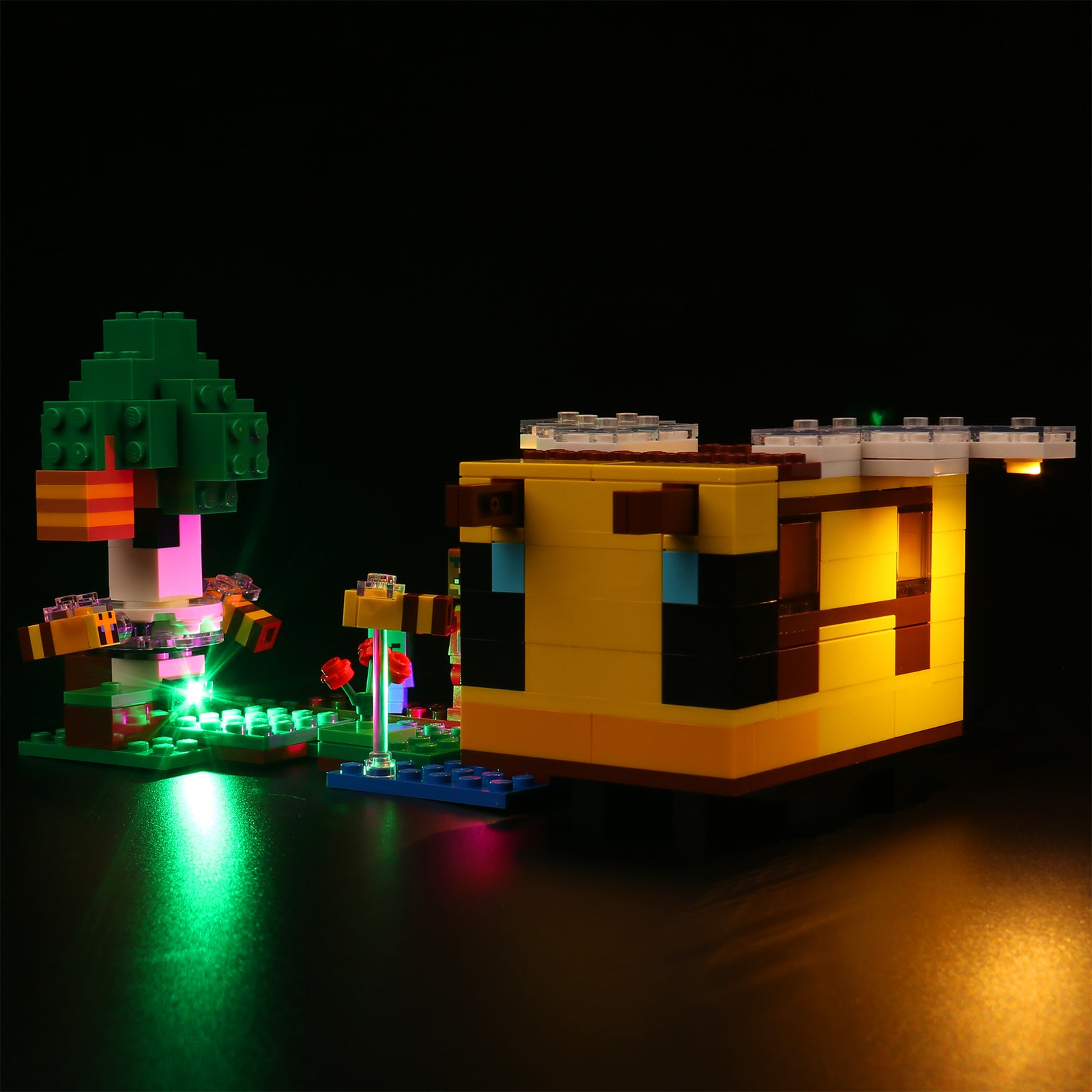 Kit d'éclairage BrickBling pour LEGO Minecraft Le cottage aux abeilles 21241