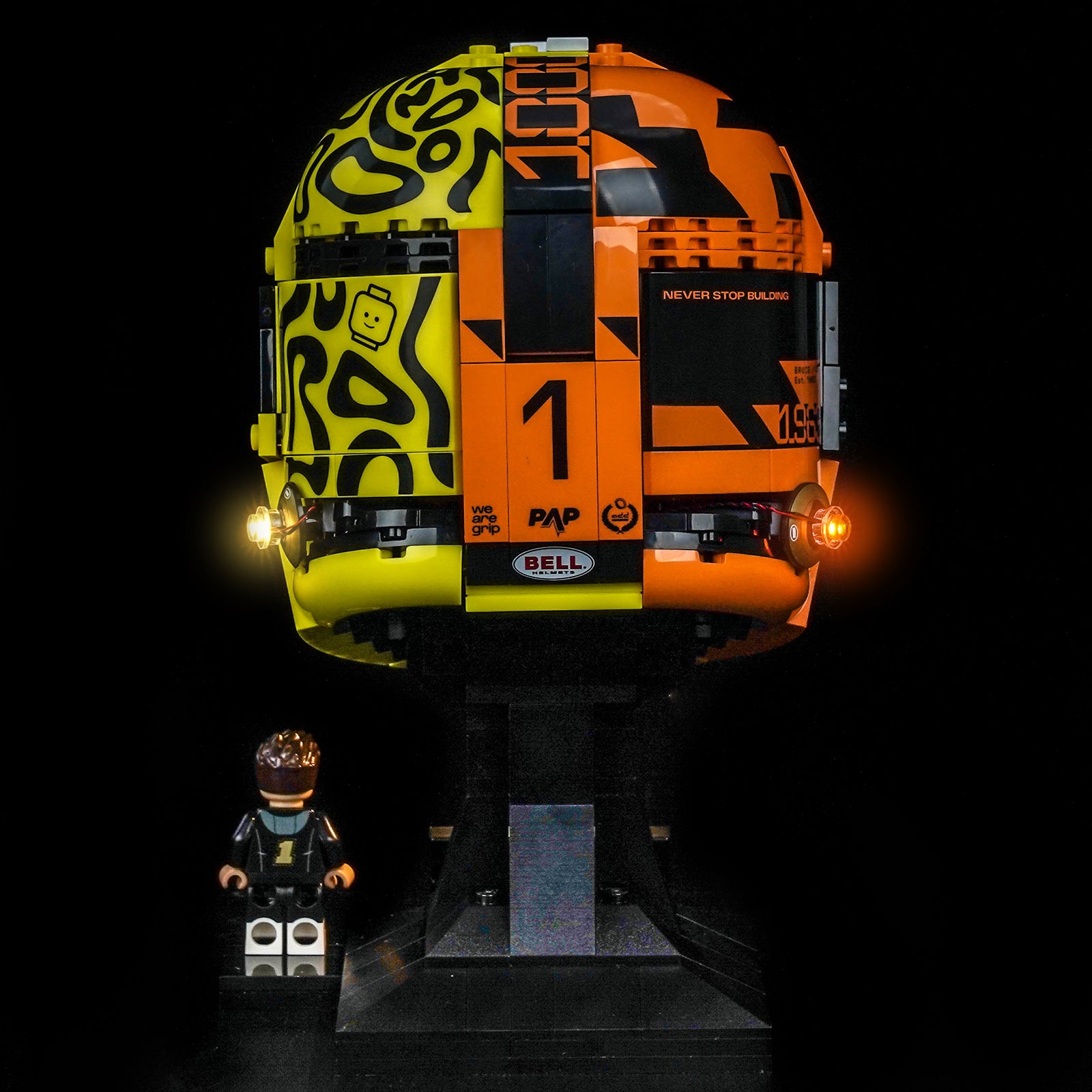 BrickBling Light Kit for LEGO Editions McLaren Mastercard F1® Team Lando Norris Helmet 43023
