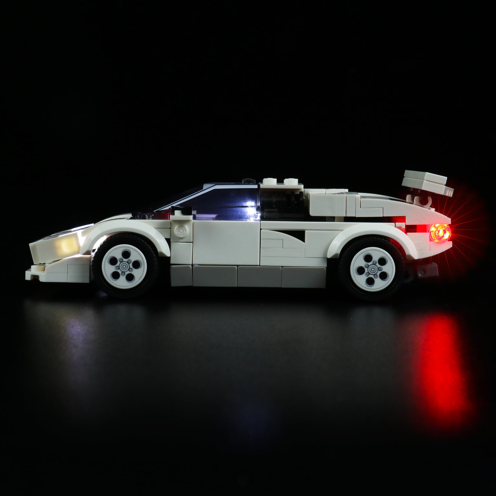 Kit d'éclairage BrickBling pour LEGO Speed Champions Lamborghini Countach 76908