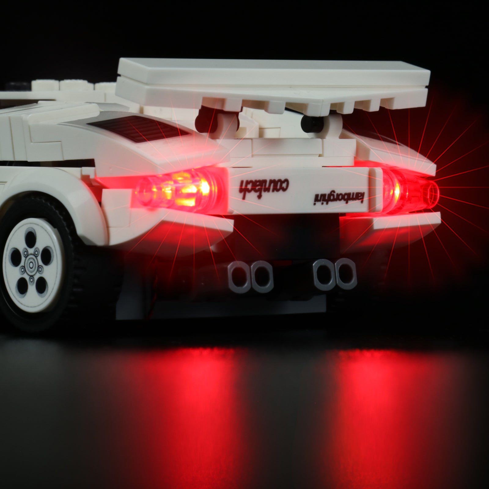 Kit d'éclairage BrickBling pour LEGO Speed Champions Lamborghini Countach 76908