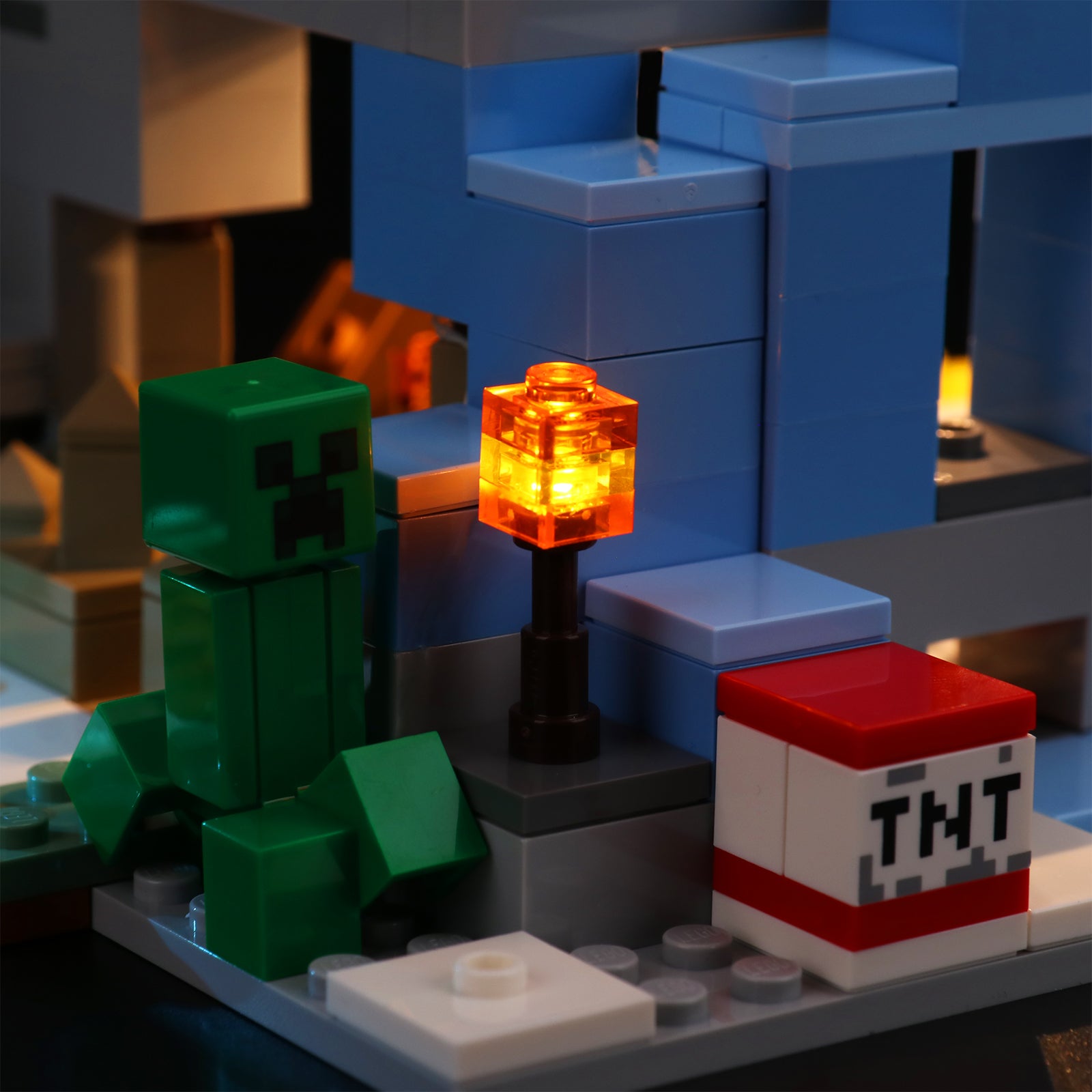 BrickBling Lichtset für LEGO The Frozen Peaks 21243