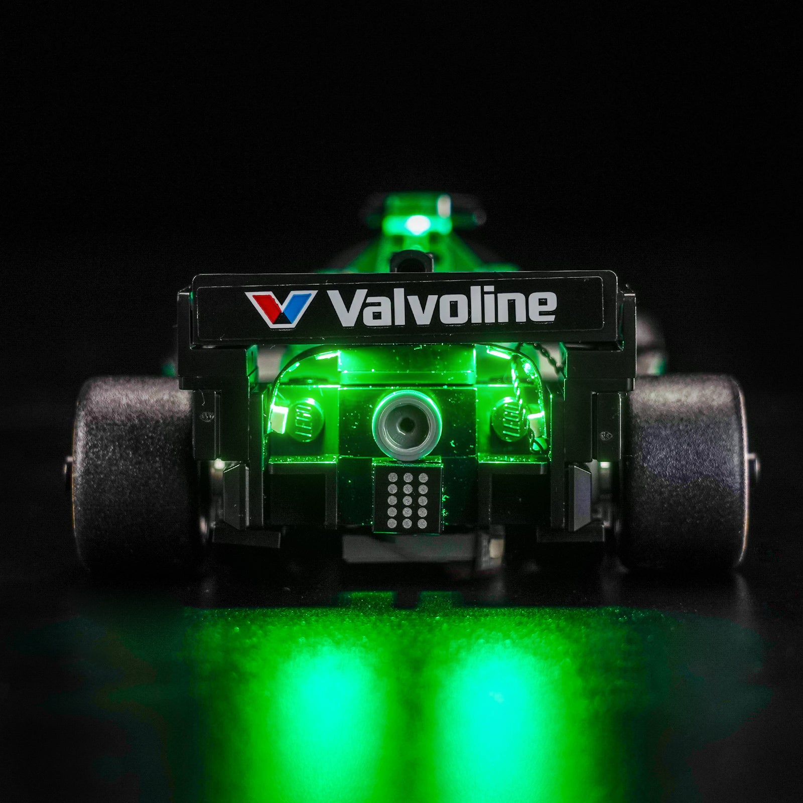 BrickBling Light Kit for LEGO Speed Champions Aston Martin Aramco F1® AMR24 Race Car 77245