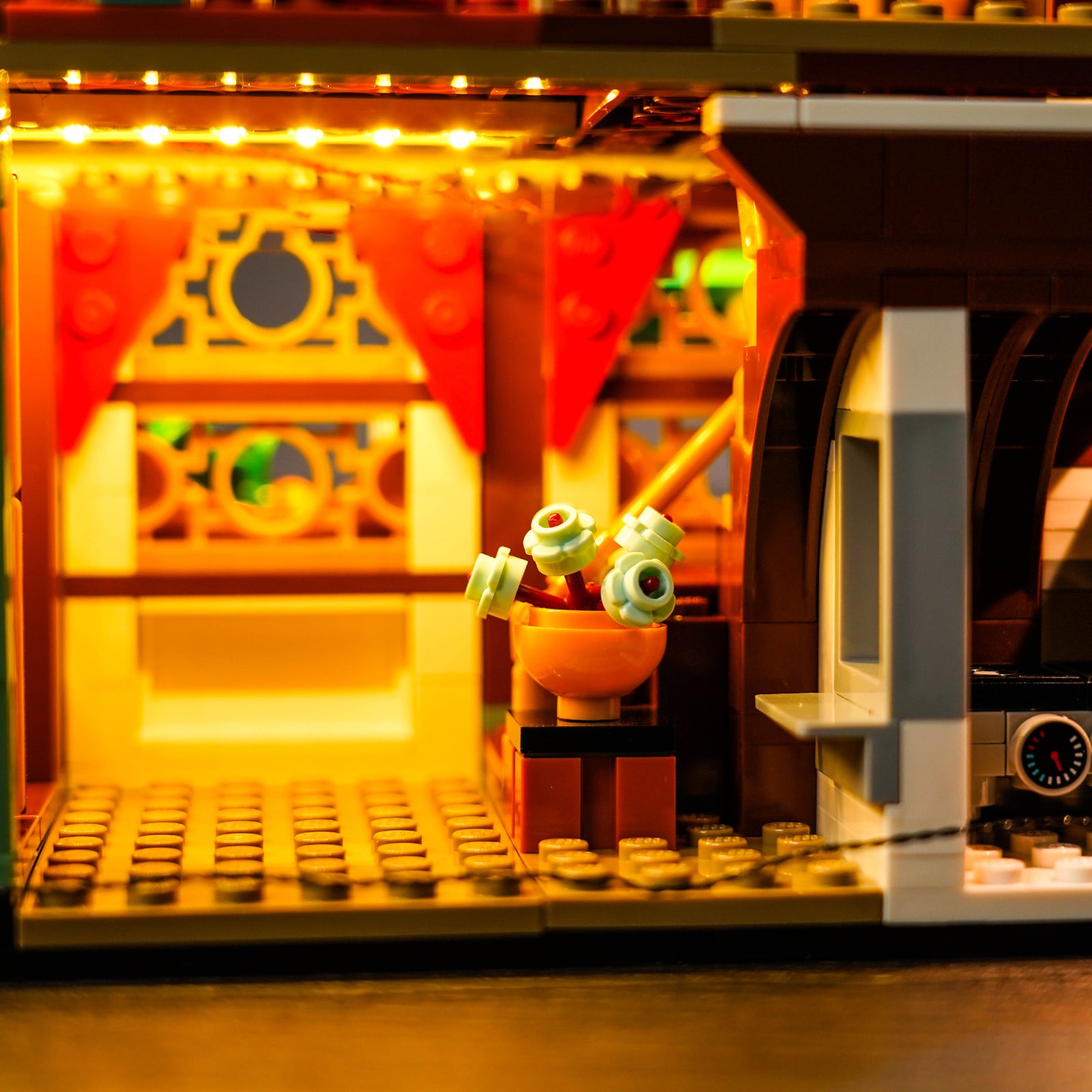 Light Up LEGO Family Reunion Celebration 80113 with BrickBling