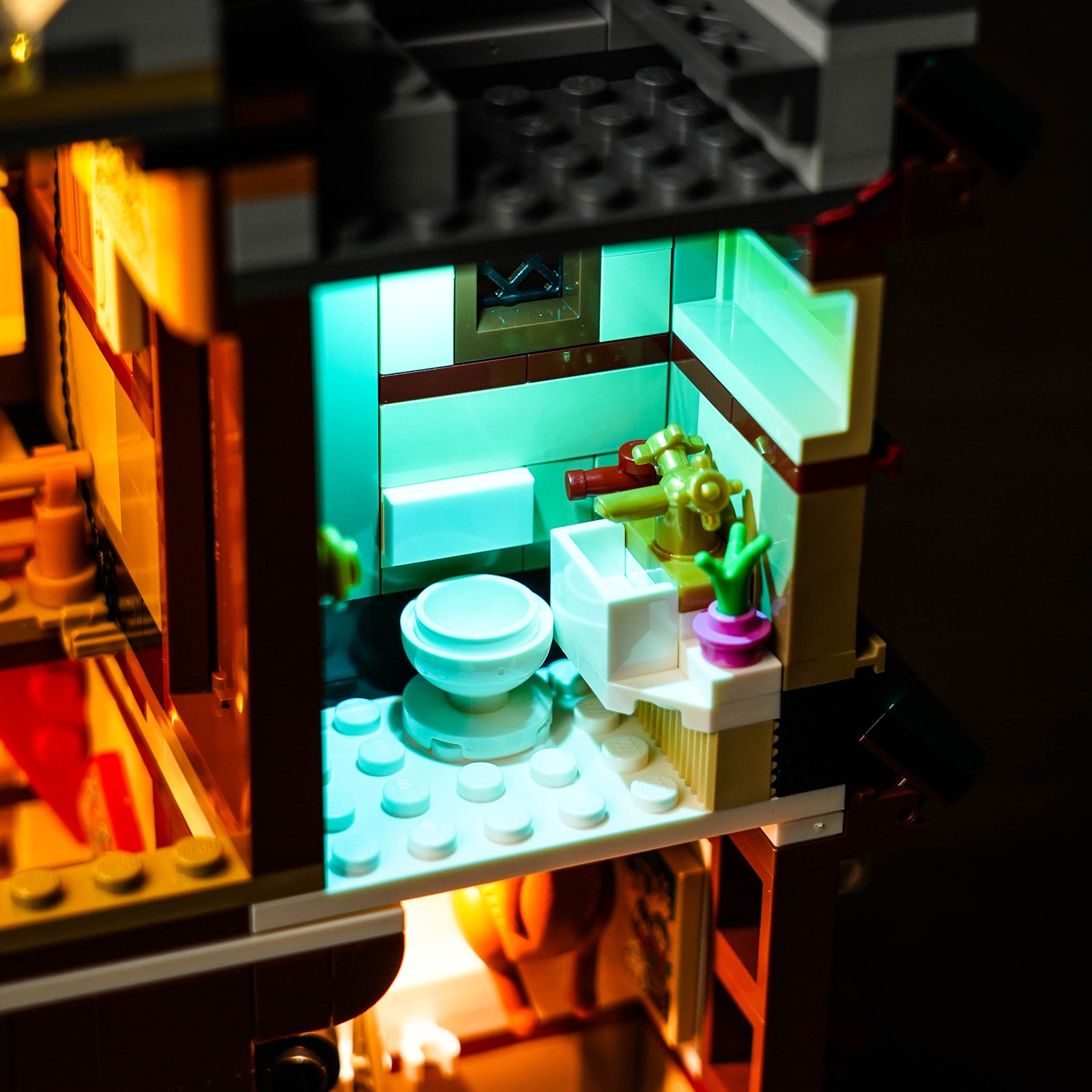Light Up LEGO Family Reunion Celebration 80113 with BrickBling