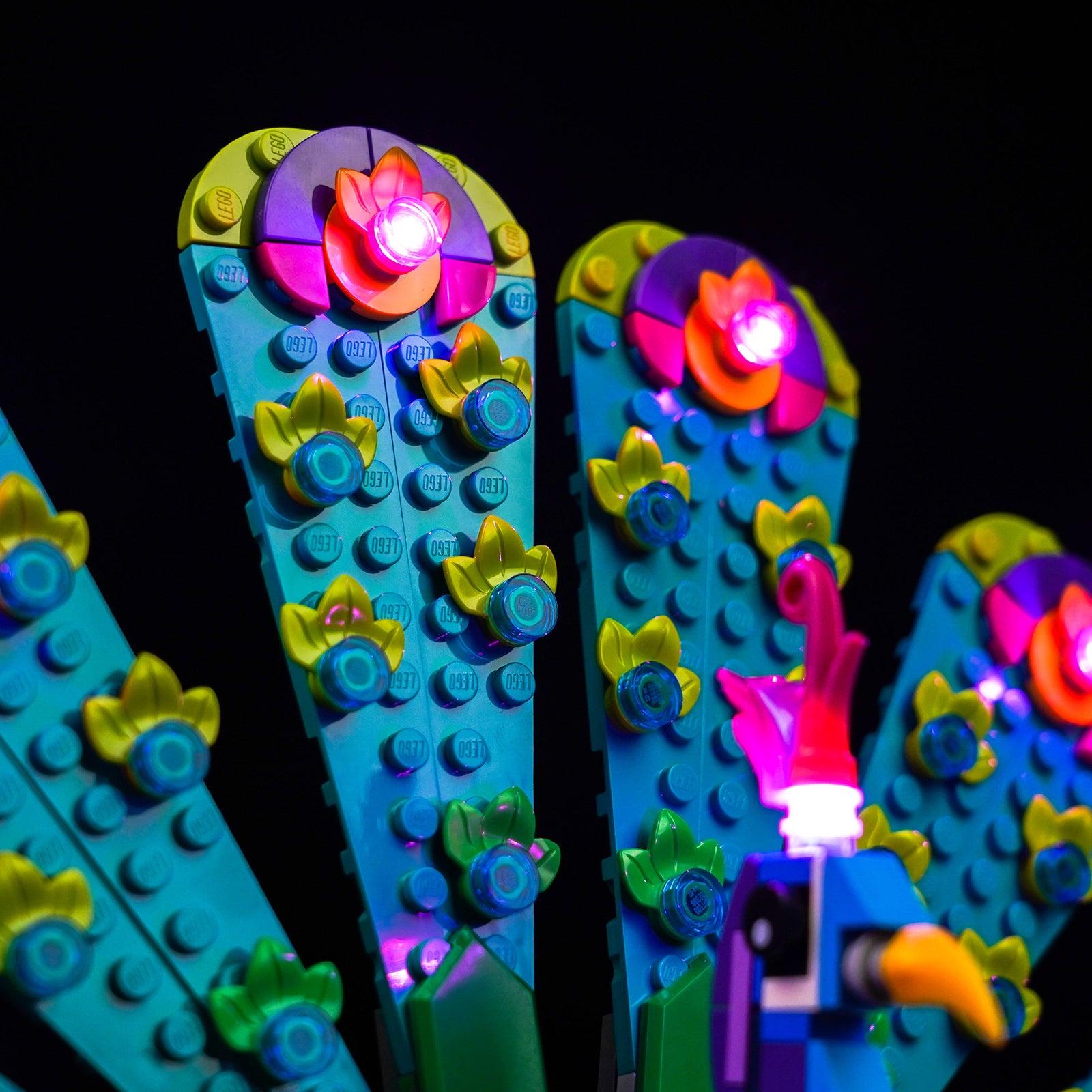 BrickBling Light Kit for LEGO Creator Exotic Peacock 31157