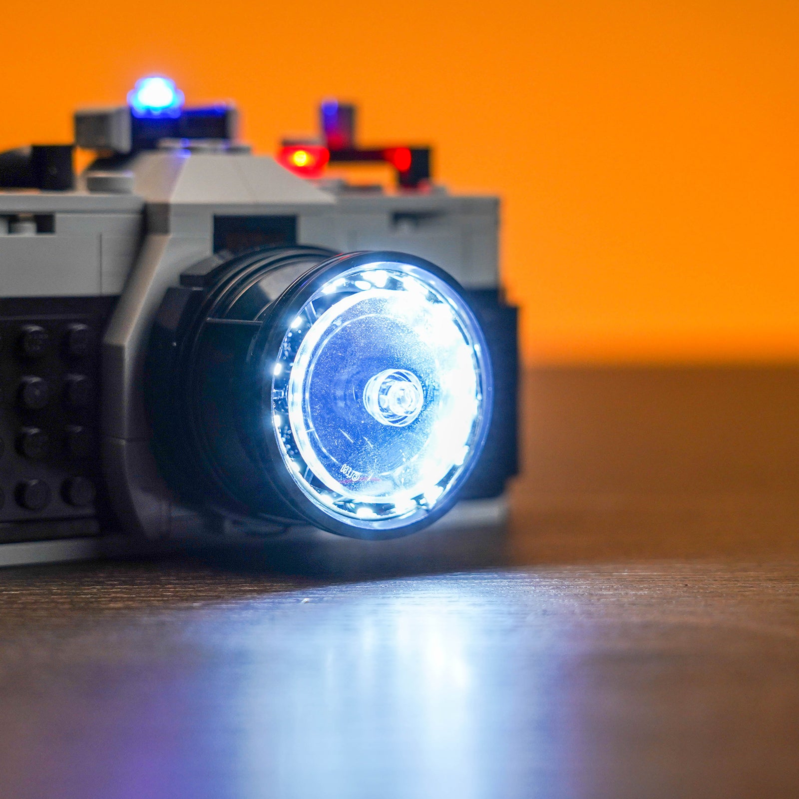 BrickBling Lichtset für LEGO Creator 3 in 1 Retro-Kamera 31147