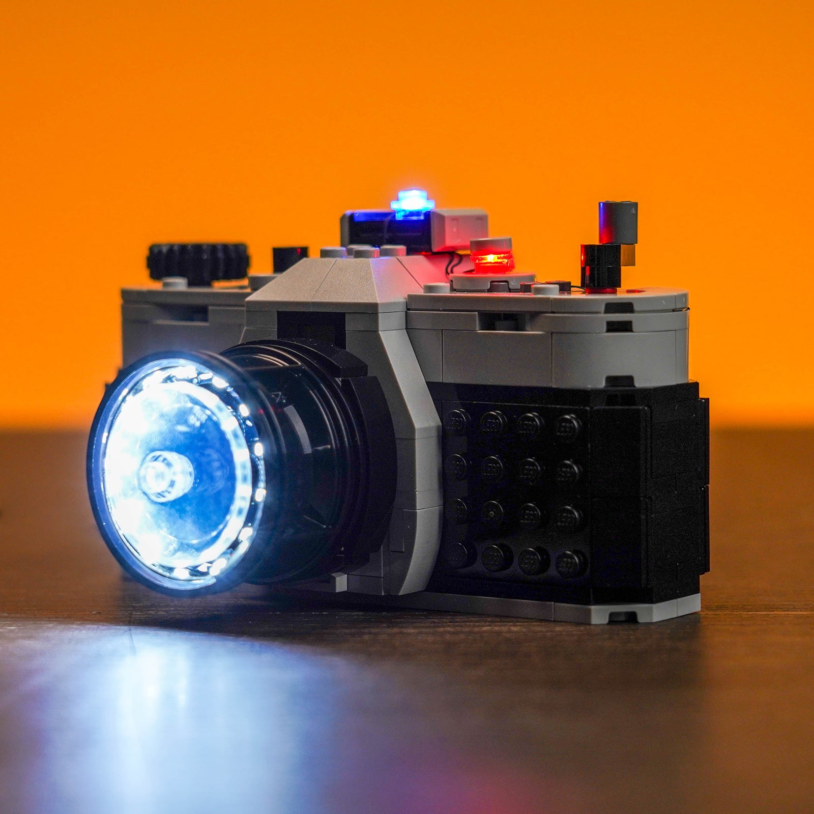 BrickBling Lichtset für LEGO Creator 3 in 1 Retro-Kamera 31147