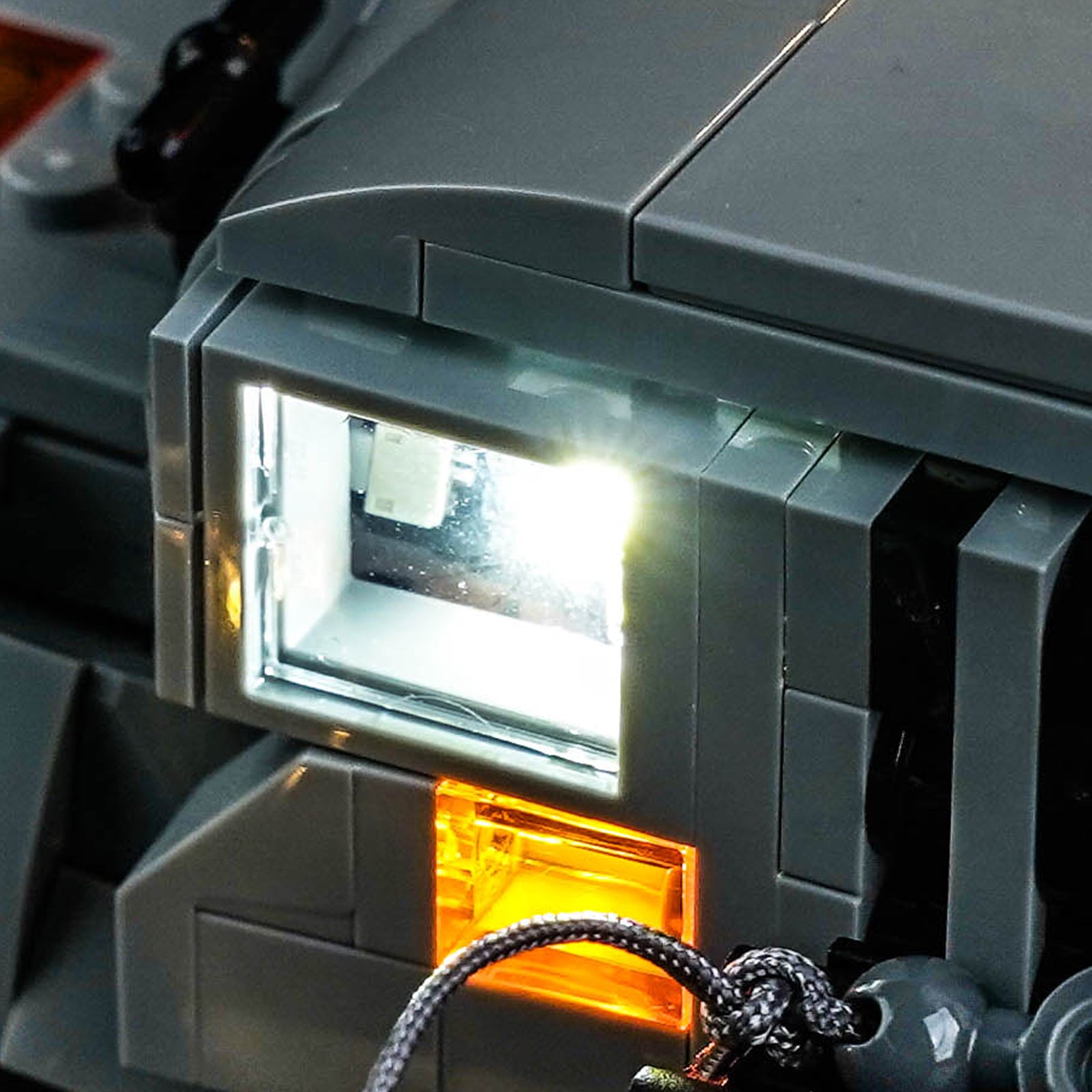 BrickBling Light Kit for LEGO Jurassic World Jurassic Park Jeep® Wrangler 77984