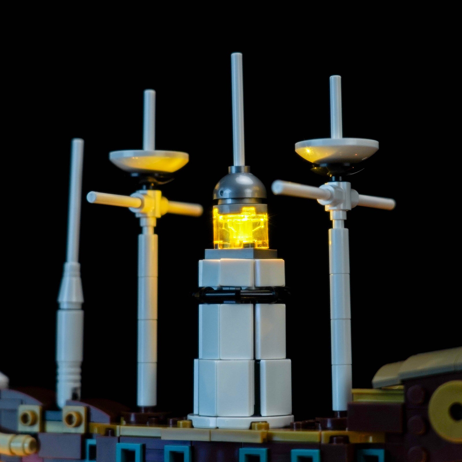Kit d'éclairage BrickBling pour LEGO One Piece Le Restaurant flottant Baratie 75640