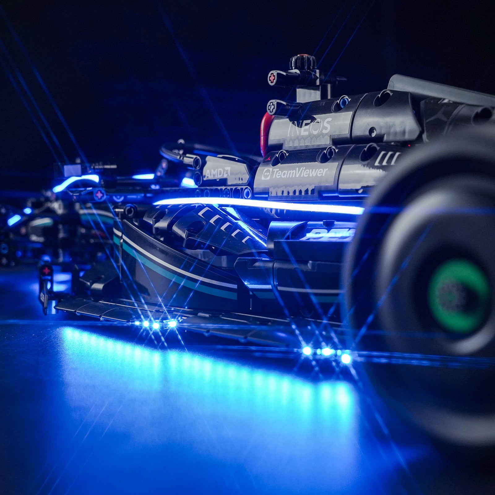 BrickBling Lichtset für LEGO Technic Mercedes-AMG F1 W14 E Performance 42171