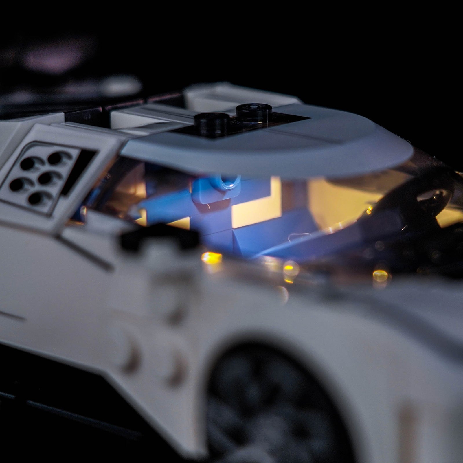 Kit d'éclairage BrickBling pour LEGO Speed Champions Bugatti Centodieci Hypercar 77240