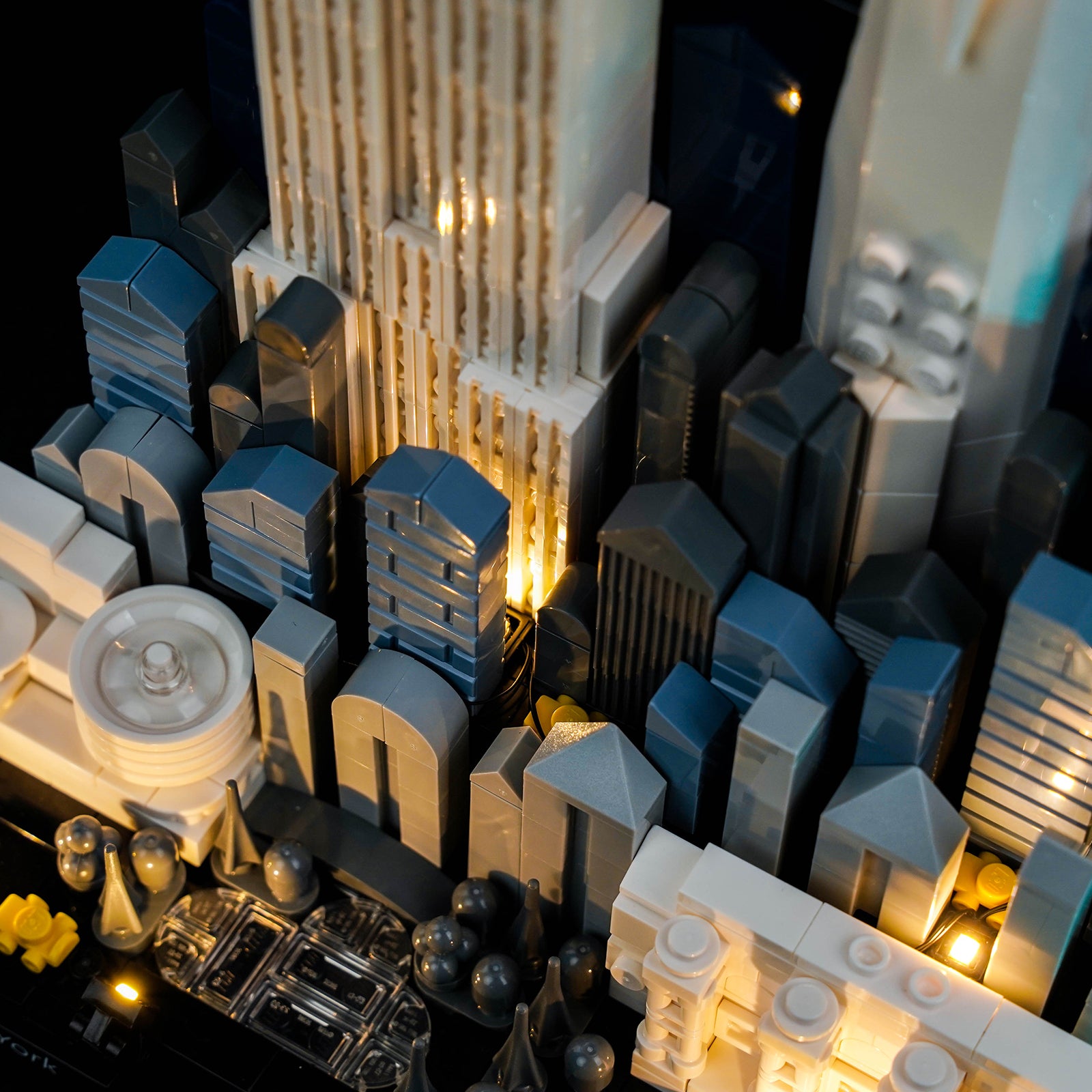 Kit d'éclairage BrickBling pour LEGO Architecture New York City – La Grosse Pomme 21066
