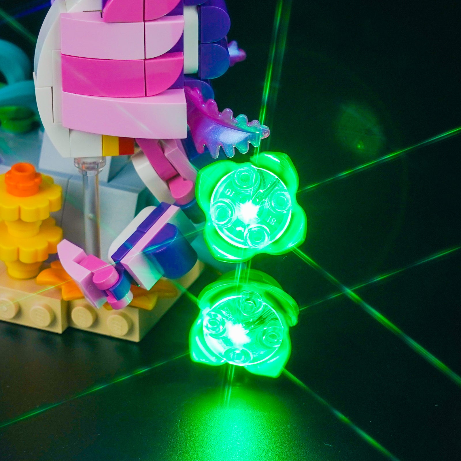 Lighting effect details display of BrickBling Light Kit for LEGO Creator 3-in-1 Sea Animals 31158