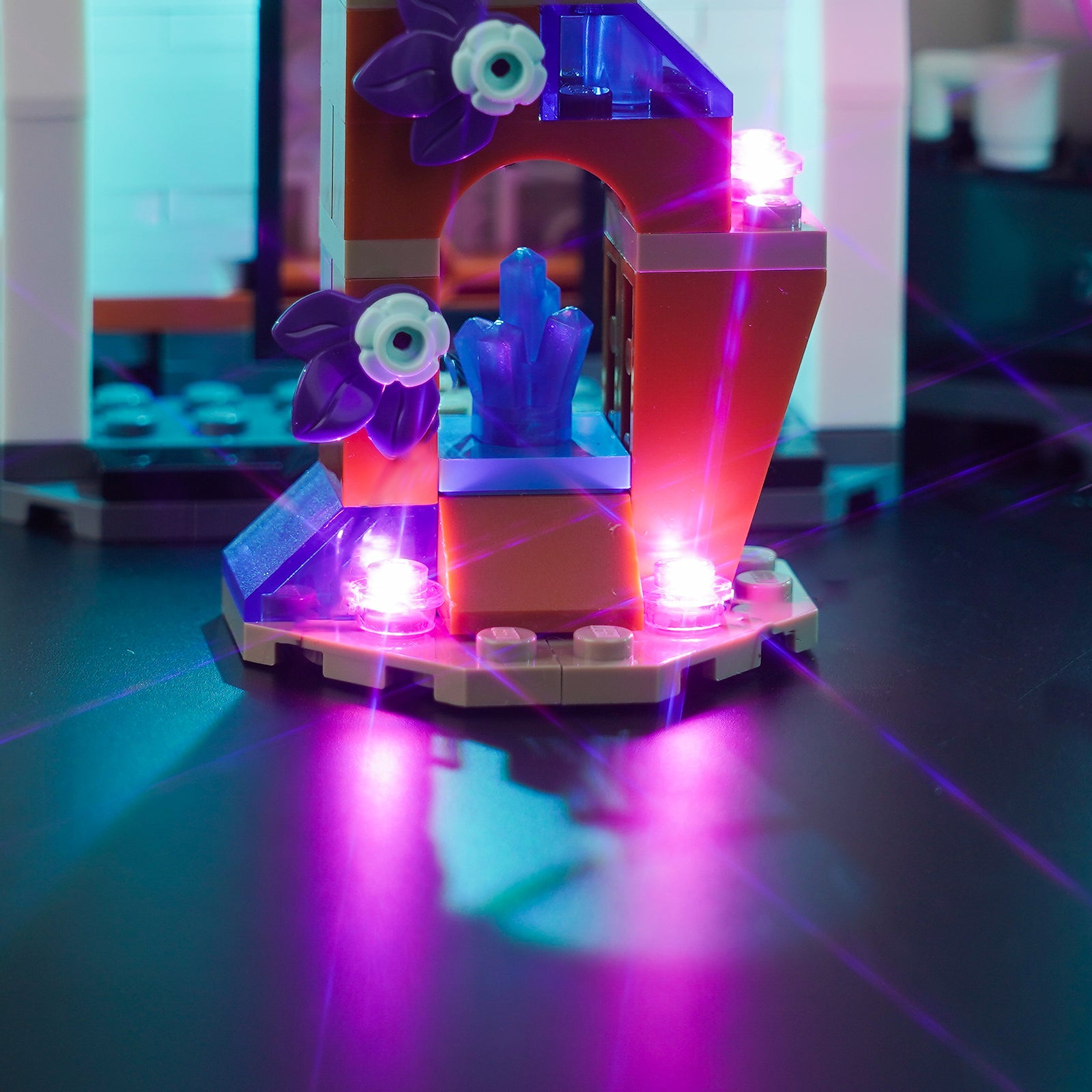 Displaying Lighting Effect Details for BrickBling Light Kit compatible with LEGO Space Science Lab 60439