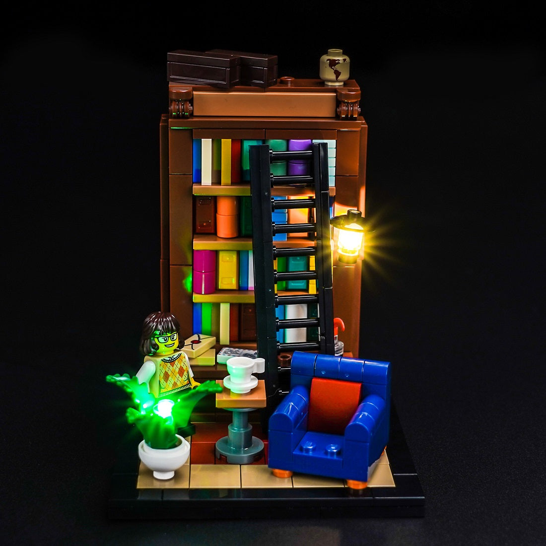 BrickBling Light Kit for LEGO Ideas Books Are My Passion 40698