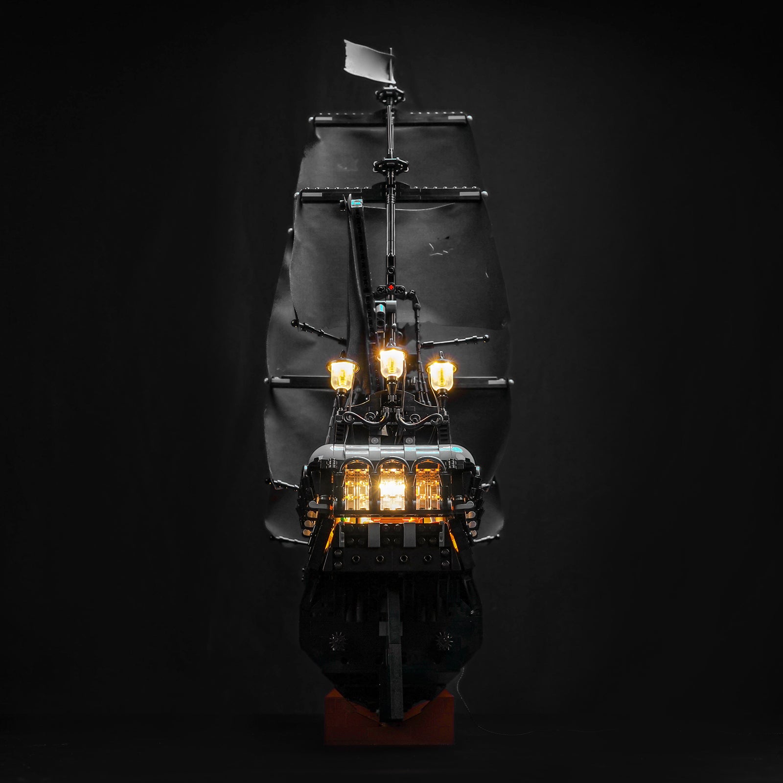 BrickBling Light Kit for LEGO Icons Captain Jack Sparrow's Pirate Ship 10365