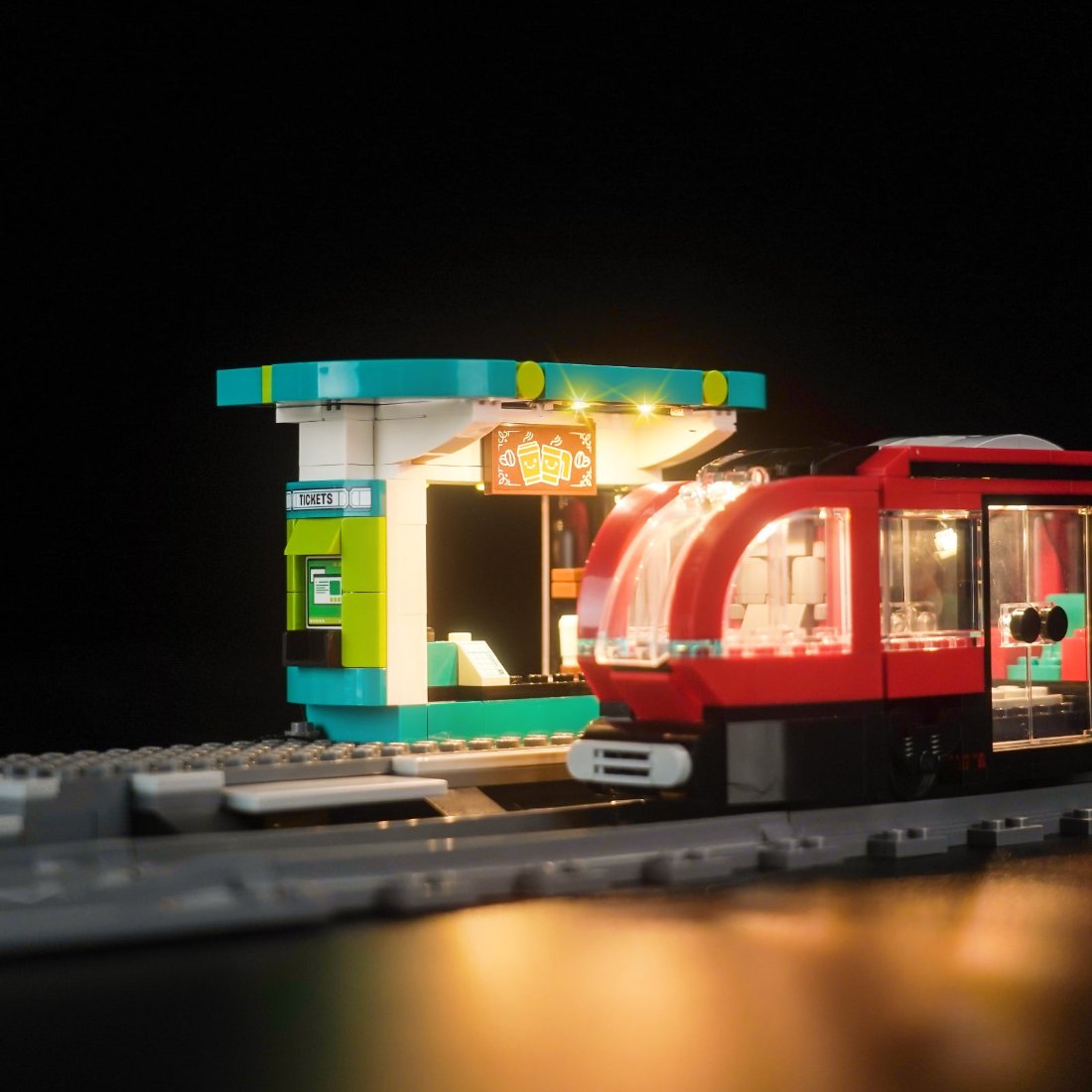 BrickBling Light Kit for LEGO City Downtown Streetcar and Station 60423