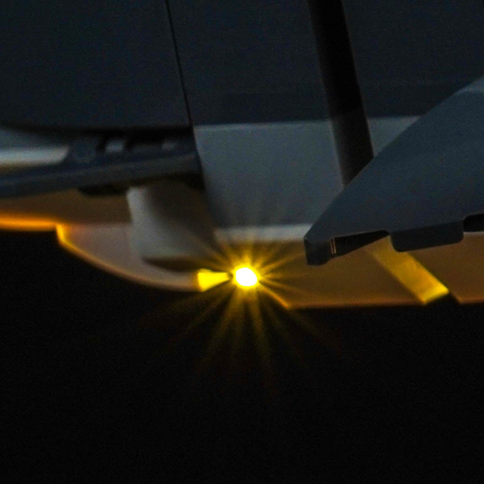 BrickBling Light Kit for LEGO Creator 3-in-1 Fierce Shark with a Treasure Chest 31381