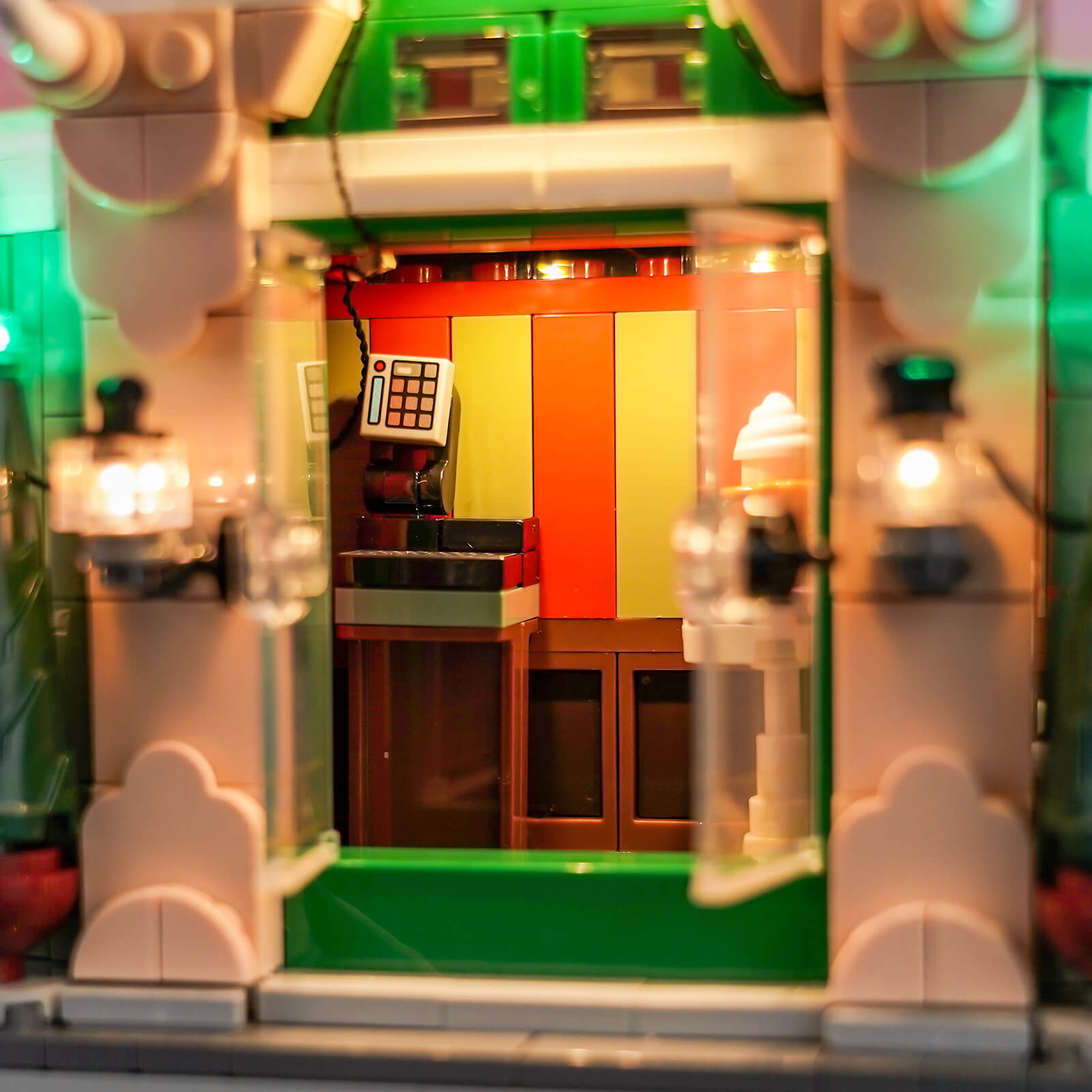 BrickBling Light Kit for LEGO Icons French Café 10362