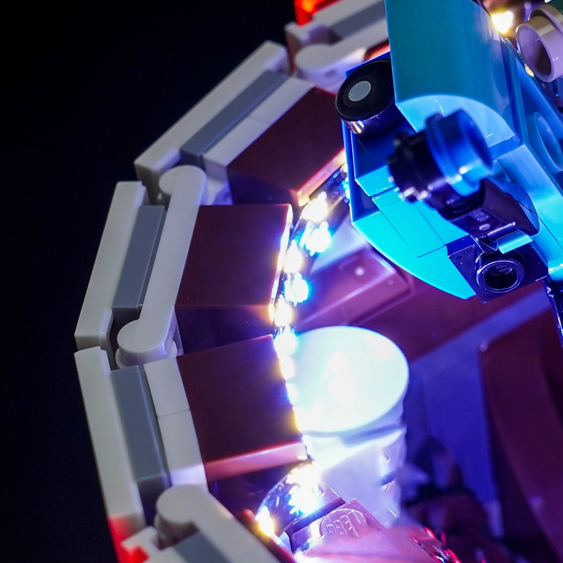 BrickBling Light Kit for LEGO Star Wars Grogu™ with Hover Pram 75403