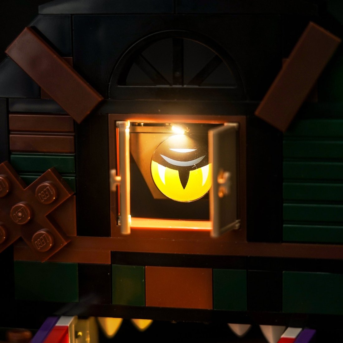 BrickBling Light Kit for LEGO Halloween Barn 40721