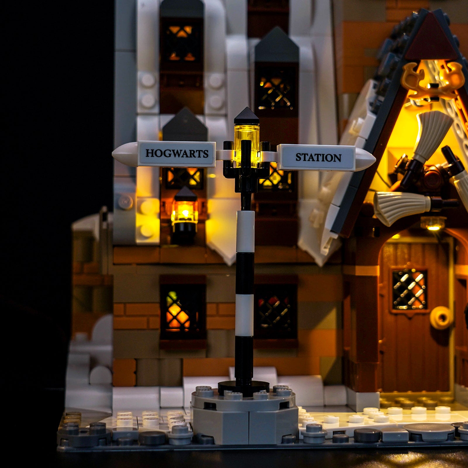 BrickBling Light Kit for LEGO Harry Potter Hogsmeade Village – Collectors' Edition 76457