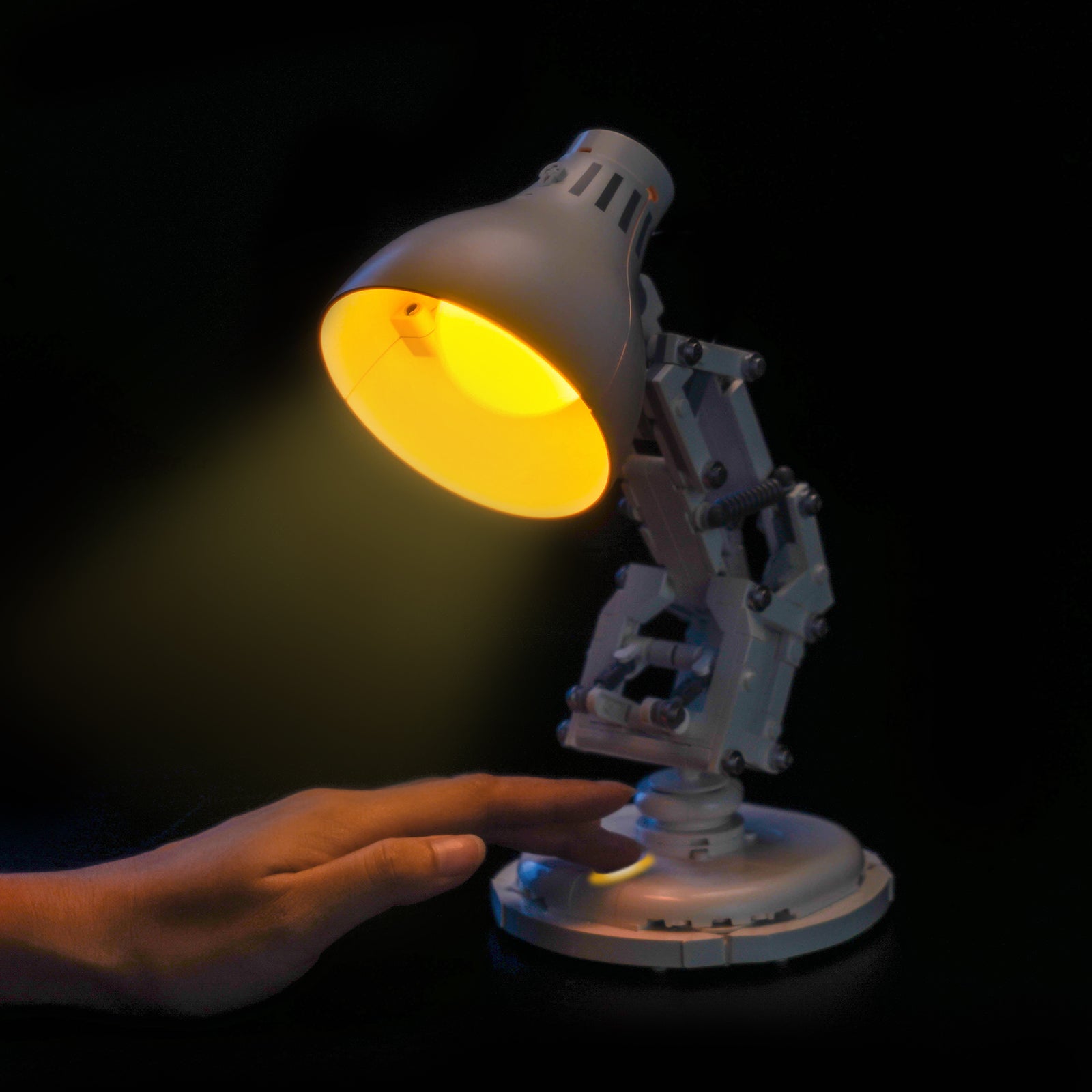 BrickBling Light Kit for LEGO Ideas LEGO Ideas ǀ Disney Pixar Luxo Jr. 21357 Touch Version
