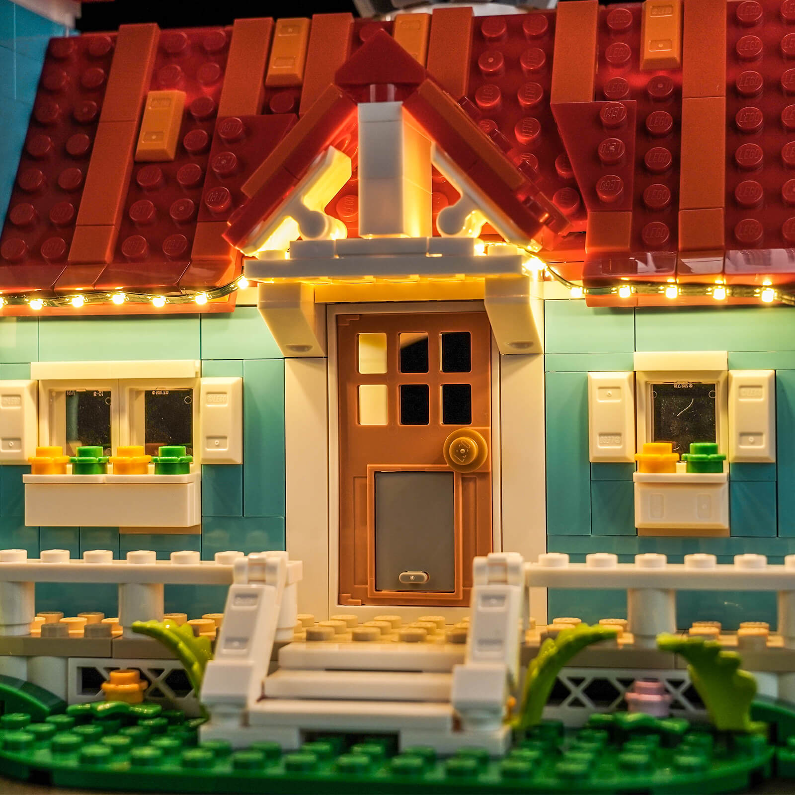 BrickBling Light Kit for LEGO Disney™ Lilo and Stitch Beach House 43268