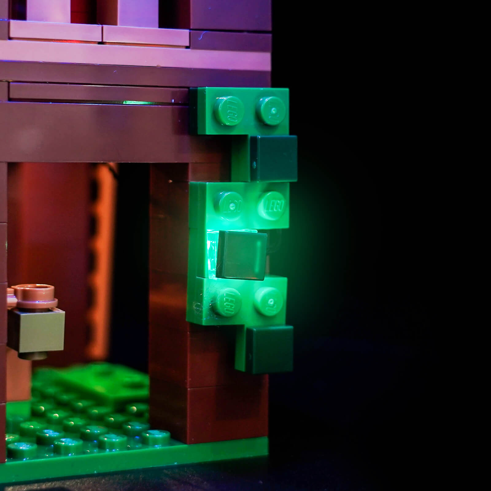 BrickBling Light Kit for LEGO Minecraft The Parrot Houses 21282