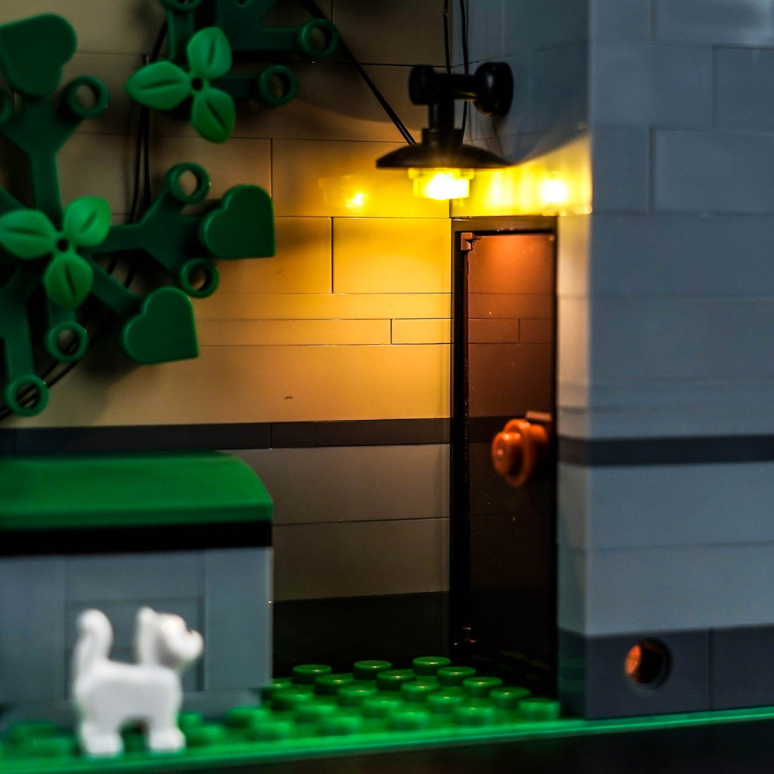 BrickBling Light Kit for LEGO Icons Tudor Corner 10350