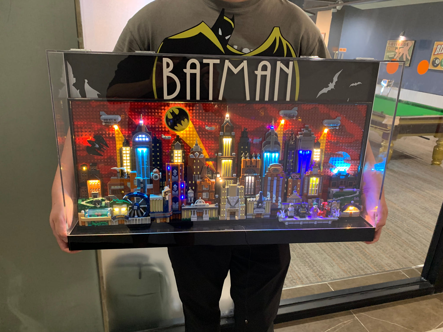 Light Up Your LEGO Batman: The Animated Series Gotham City 76271