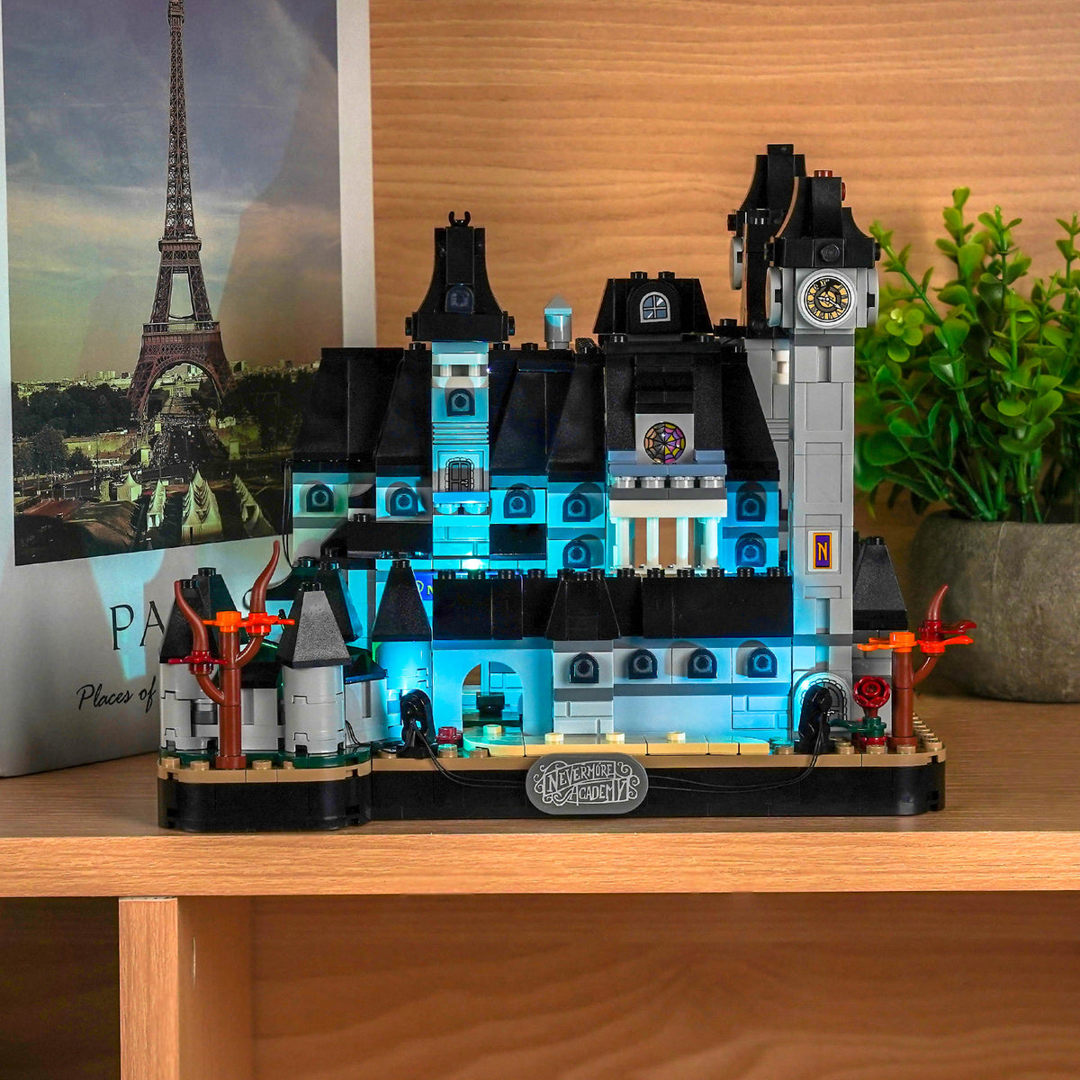 Kit d’éclairage BrickBling pour LEGO Wednesday Nevermore Academy 76788