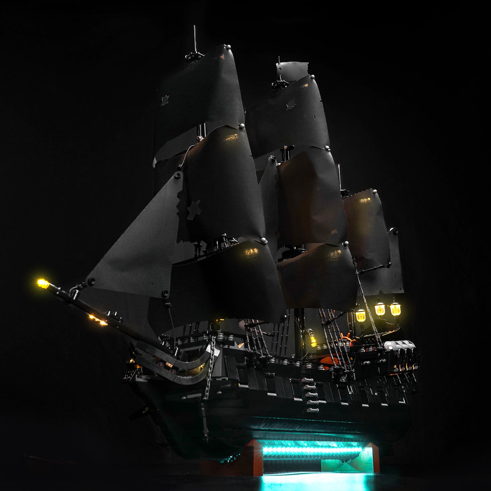 Kit d'éclairage BrickBling pour LEGO Icons Le bateau pirate du capitaine Jack Sparrow 10365