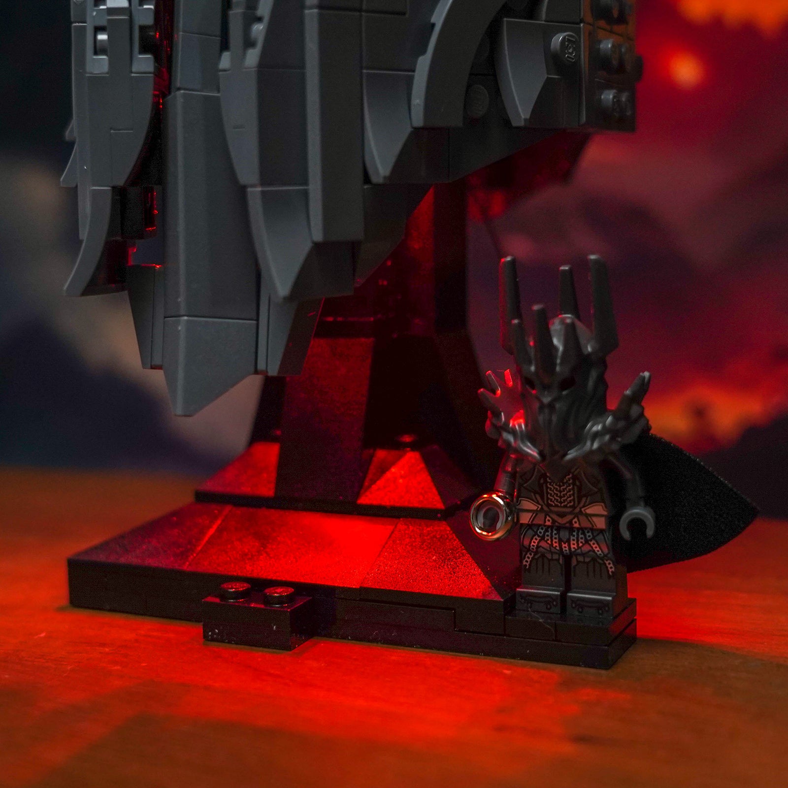 BrickBling Light Kit for LEGO Icons The Lord of the Rings: Sauron's Helmet 11373