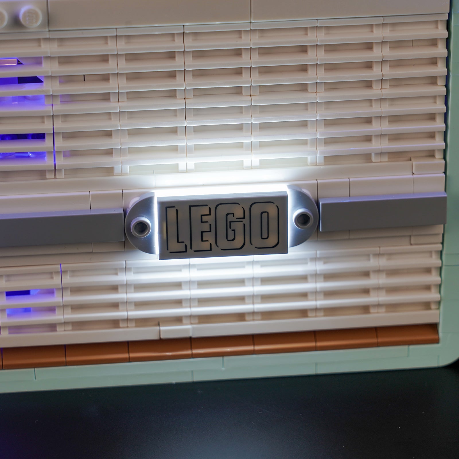 BrickBling Light Kit for LEGO Icons Retro Radio 10334