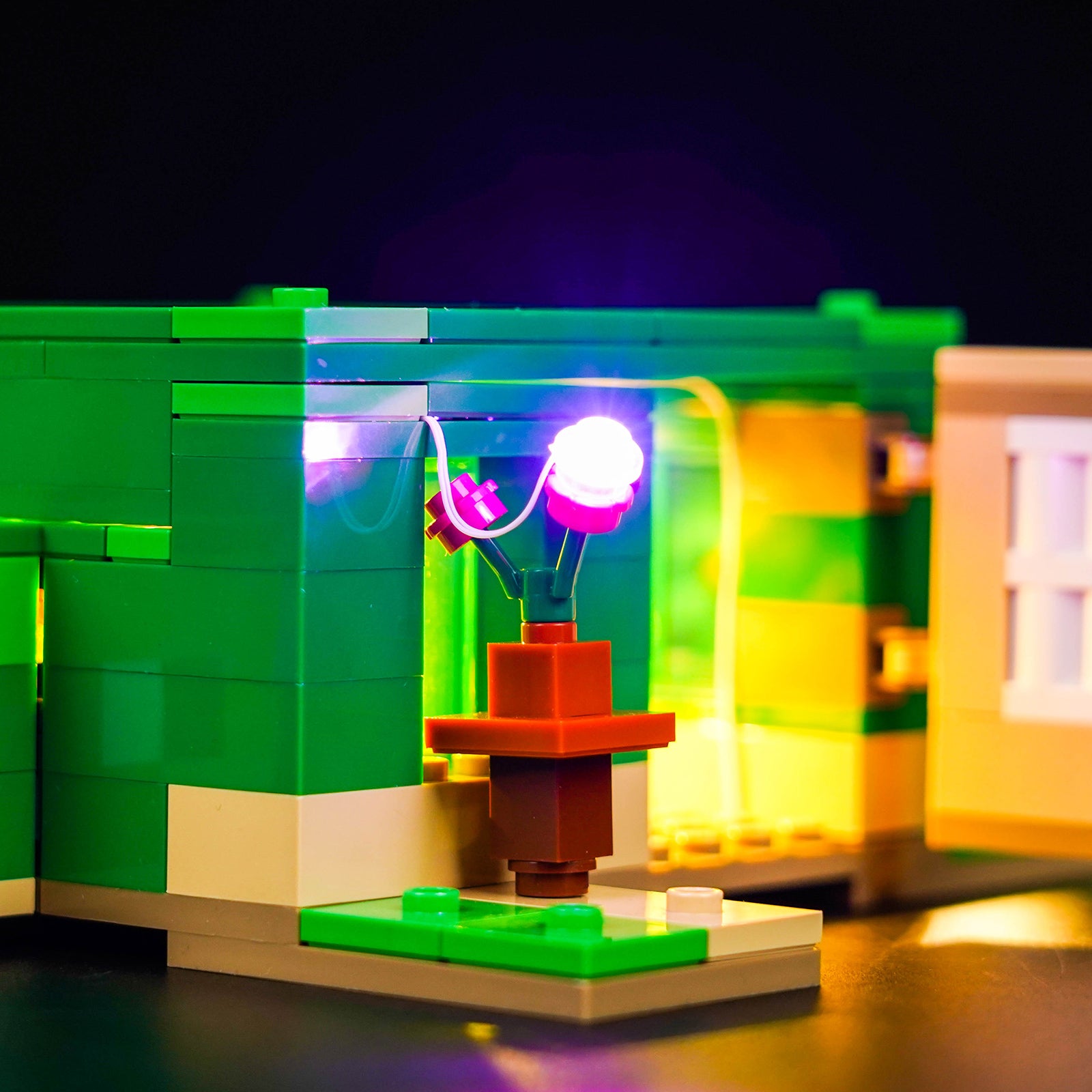 Details display of The Turtle Beach House with BrickBling LEGO light