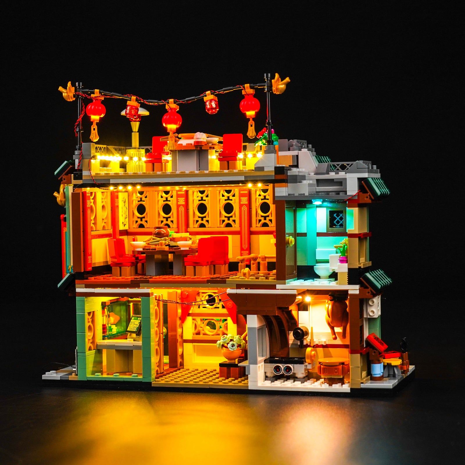 Light Up LEGO Family Reunion Celebration 80113 with BrickBling