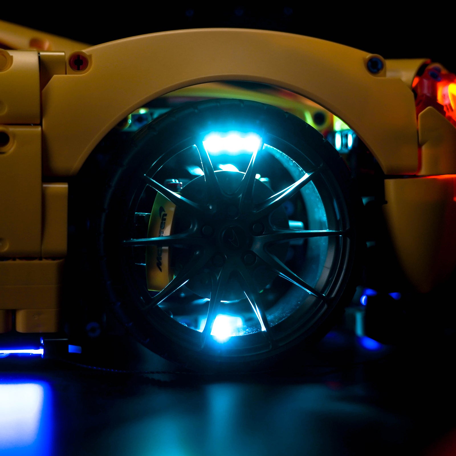 BrickBling Lichtset für LEGO Technic McLaren P1 42172