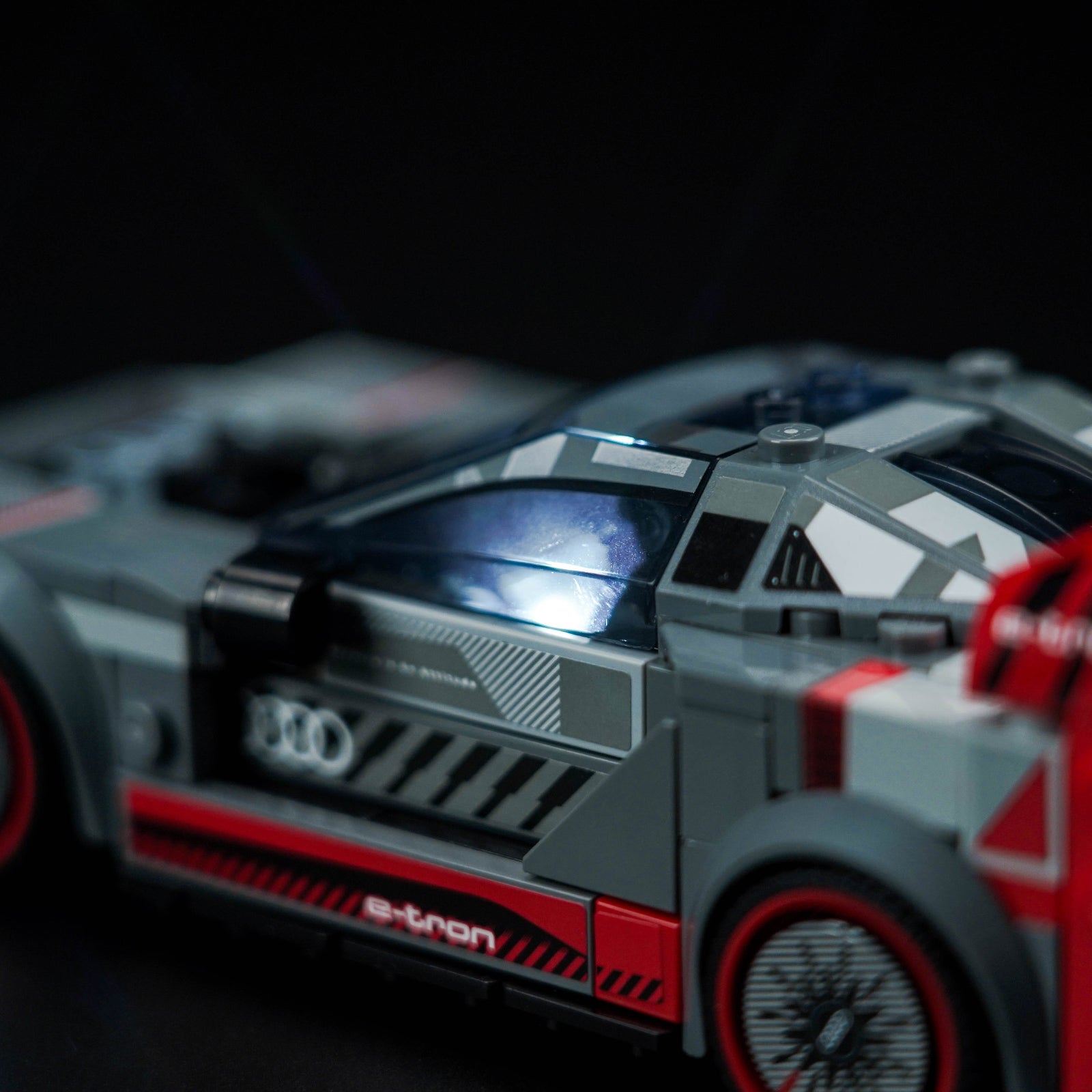 BrickBling Lichtset für LEGO Speed ​​Champions Audi S1 ​​e-tron Quattro Rennwagen 76921