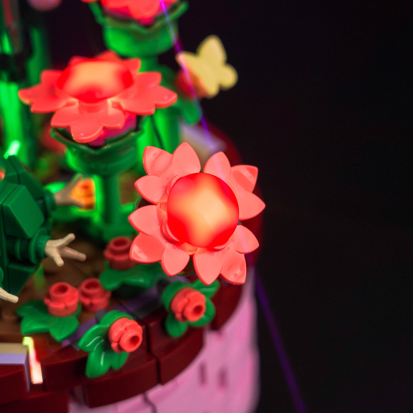 Kit d'éclairage BrickBling pour le pot de fleurs d'Isabela LEGO Disney 43237