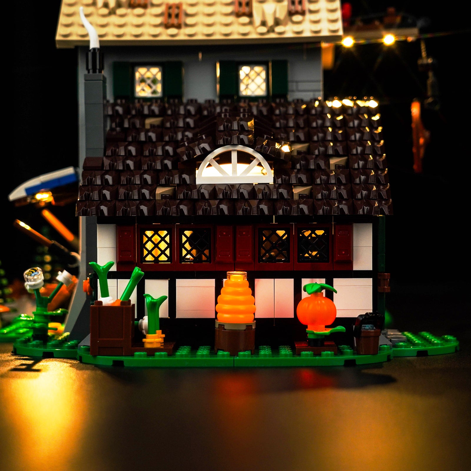 Lighting Details Shown of BrickBling Light Kit for LEGO Icons Medieval Town Square 10332