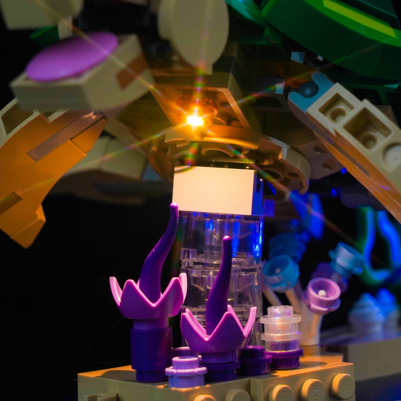 Lighting effect details display of BrickBling Light Kit for LEGO Creator 3-in-1 Sea Animals 31158