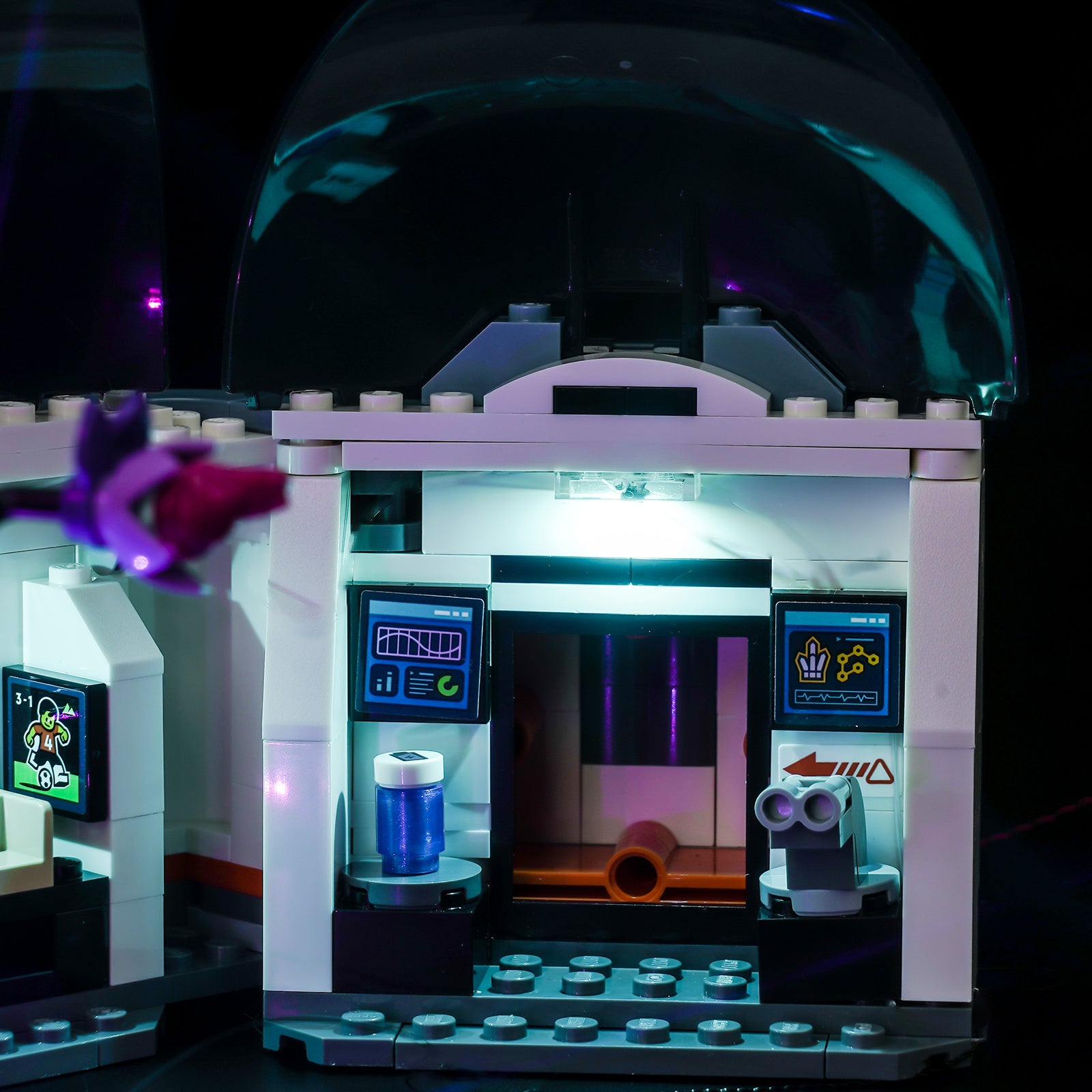 Displaying Lighting Effect Details for BrickBling Light Kit compatible with LEGO Space Science Lab 60439