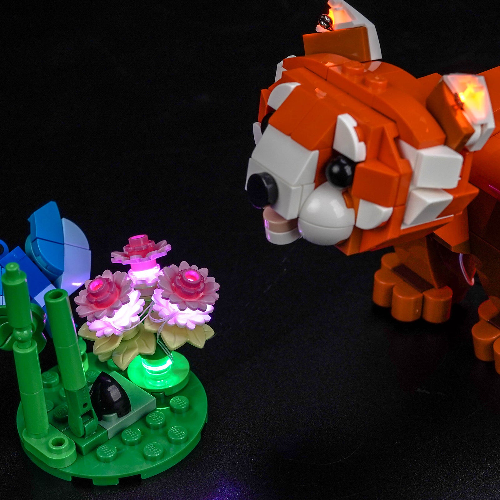 Kit d'éclairage BrickBling pour LEGO Creator 3-en-1 Animaux Mignons : Panda Roux 31394