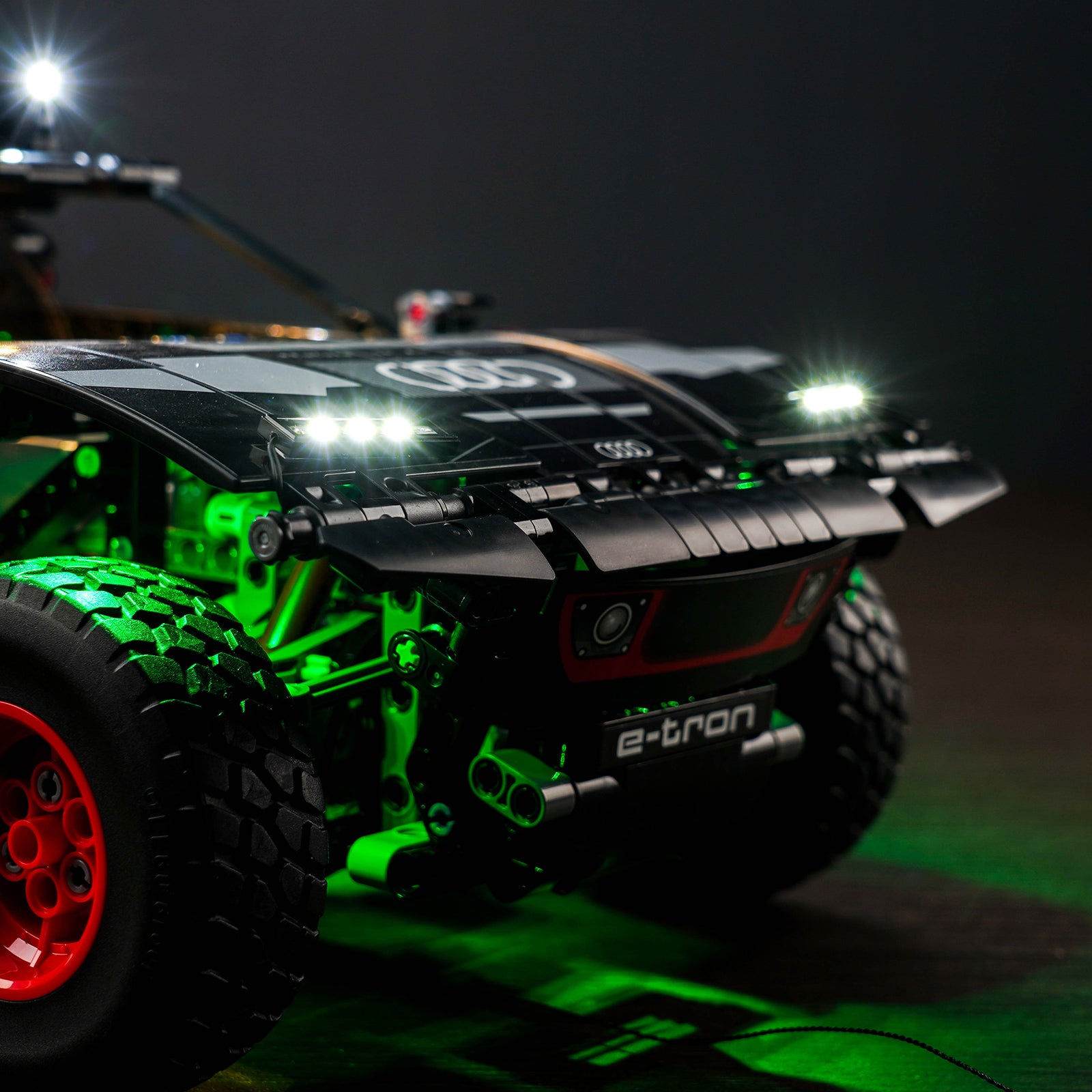 BrickBling Light Kit for LEGO Technic Audi RS Q e-tron 42160 GC Version