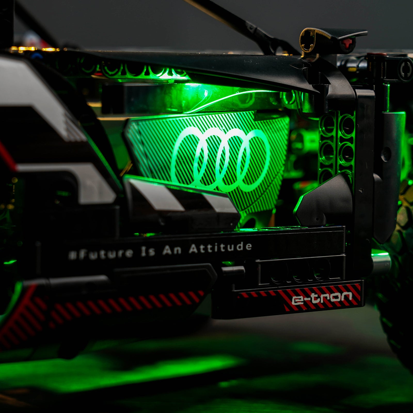 BrickBling Light Kit for LEGO Technic Audi RS Q e-tron 42160 GC Version